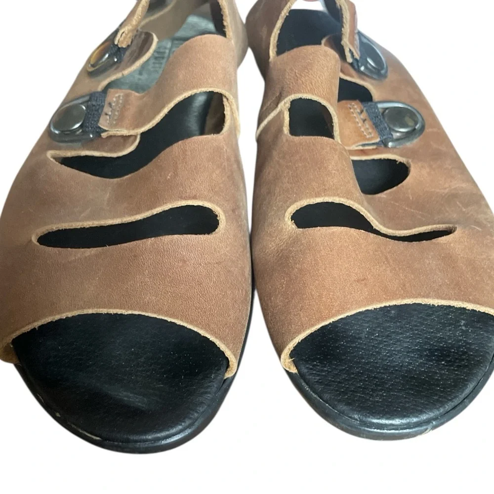 Munro Sport Brown Leather Sandals size 11 N - Picture 4 of 9